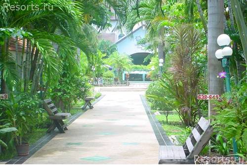 White House Resort 3